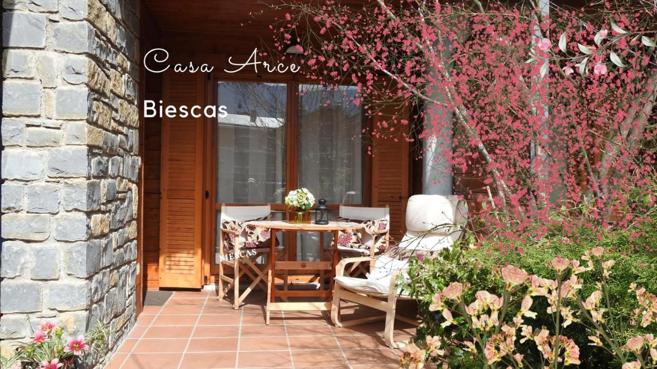 ビエスカス Casa Arceヴィラ エクステリア 写真